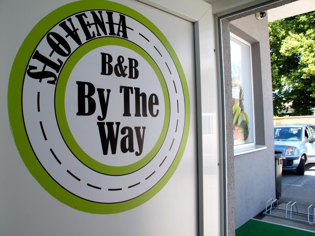 B&B By The Way Ljubljana Kültér fotó